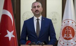 Adalet Bakanı Gül: Yanan Yerlere Bir Çivi Bile Çakılmasına İzin Vermeyeceğiz