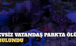 Evsiz Vatandaş Parkta Ölü Bulundu