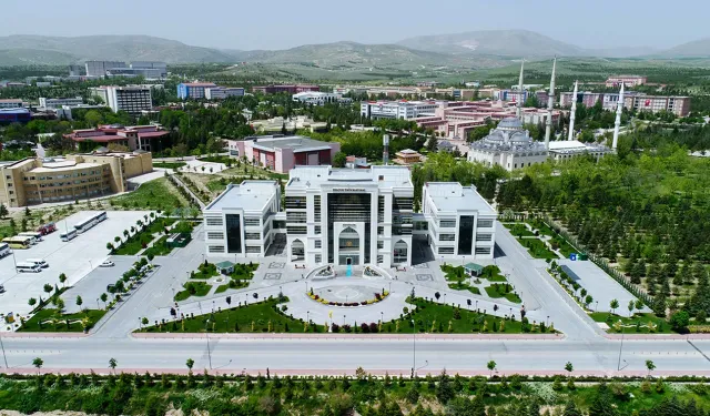 Selçuk Üniversitesi 56 sözleşmeli 4B personel alımı yapacak